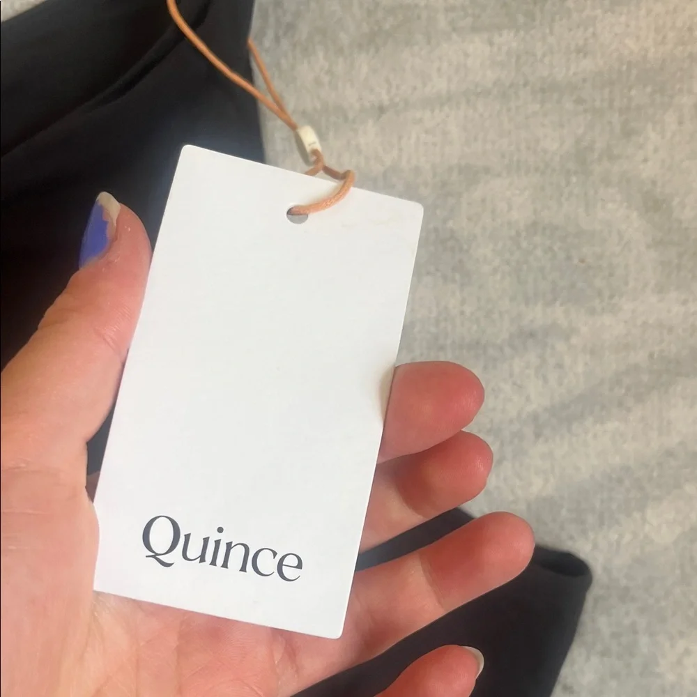 Quince Black Sleeveless Bodysuit - Picture 3 of 4